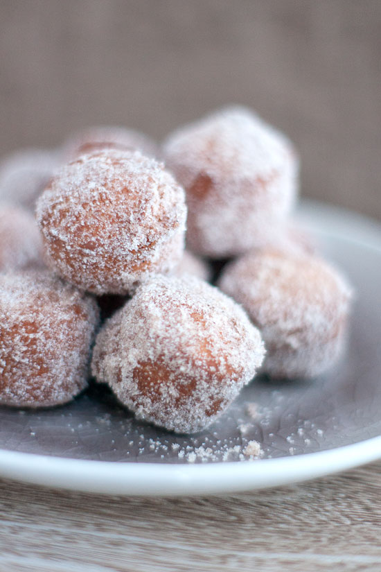 homemade_doughnut_holes Homemade Cinnamon-Sugar Doughnut Holes Recipe